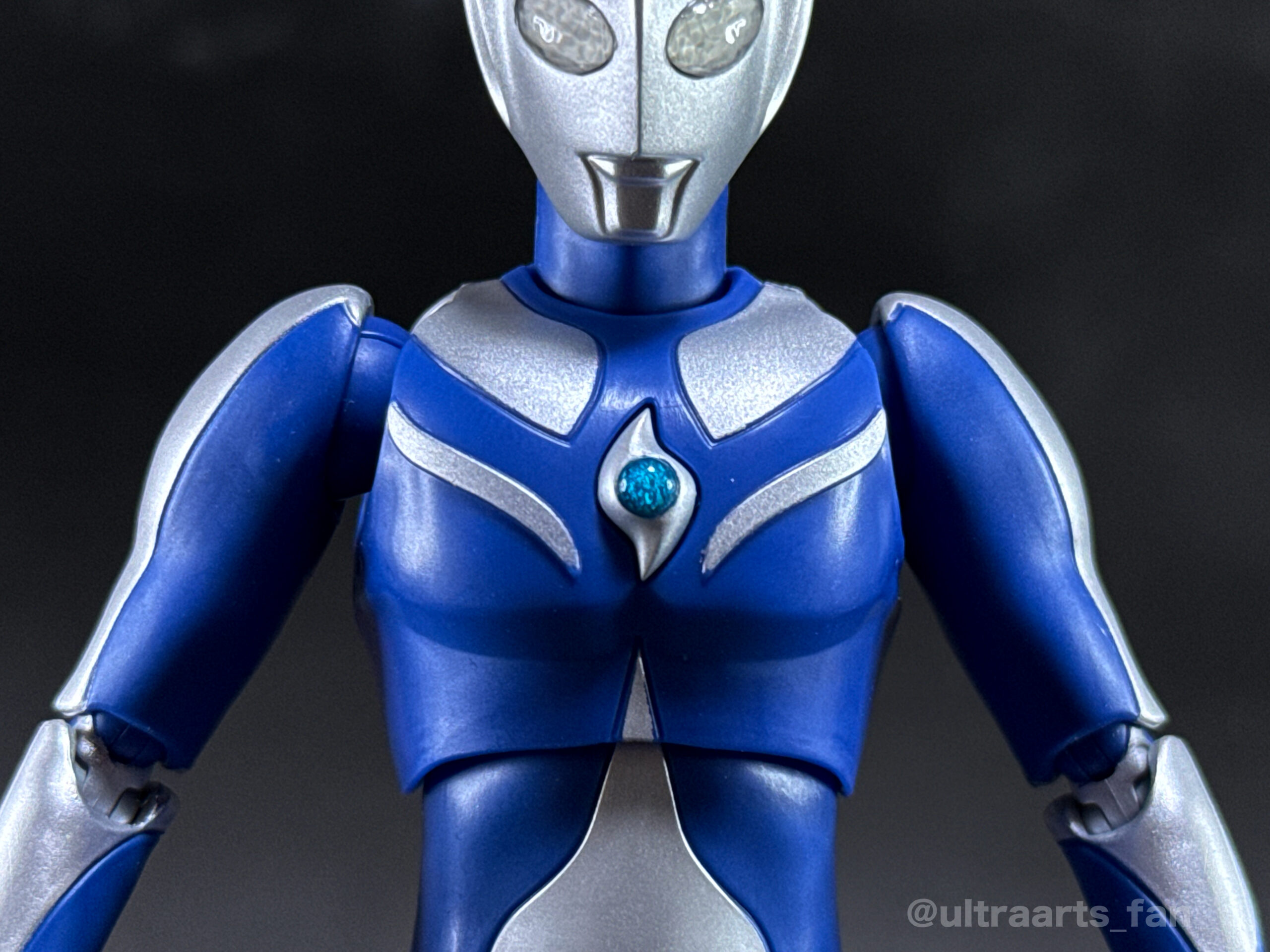 簡易レビュー】S.H.Figuarts ウルトラマンコスモス ルナモード – Ultra
