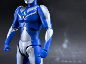 【簡易レビュー】S.H.Figuarts ウルトラマンコスモス ルナモード