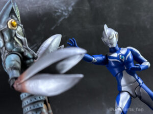 【簡易レビュー】S.H.Figuarts ウルトラマンコスモス ルナモード