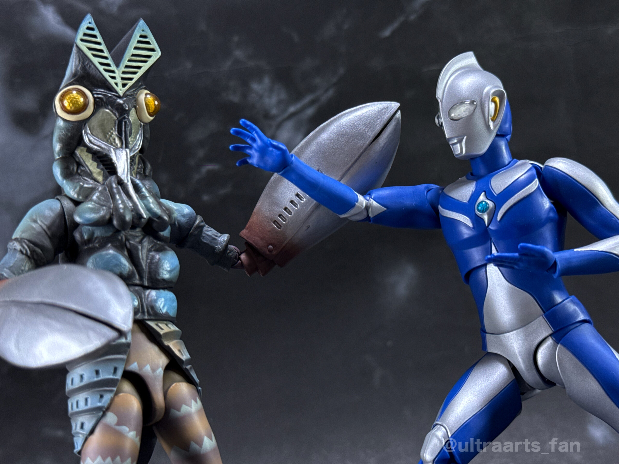 簡易レビュー】S.H.Figuarts ウルトラマンコスモス ルナモード – Ultra