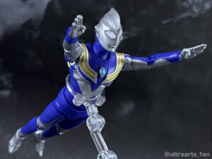 【簡易レビュー】S.H.Figuarts 真骨彫製法 ウルトラマンティガ スカイタイプ
