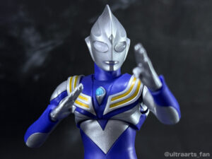 【簡易レビュー】S.H.Figuarts 真骨彫製法 ウルトラマンティガ スカイタイプ