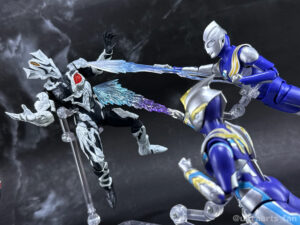 【簡易レビュー】S.H.Figuarts 真骨彫製法 ウルトラマンティガ スカイタイプ