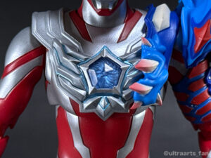 【簡易レビュー】S.H.Figuarts ウルトラマンオメガ レキネスアーマー